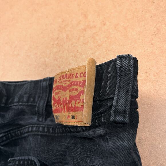 Levi's 501 Jean Shorts MEASURES 34 WAIST Faded Black Denim Button Fly Jorts - Picture 9 of 14